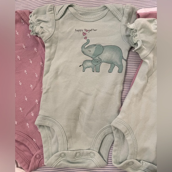 Bundle lot of 6 onesies/body suits size PREEMIE and NEWBORN - Picture 2 of 3